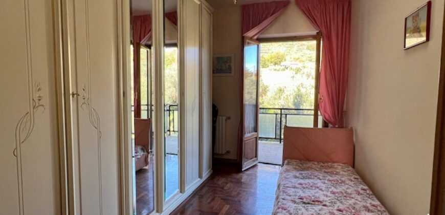 Villa a schiera su tre livelli