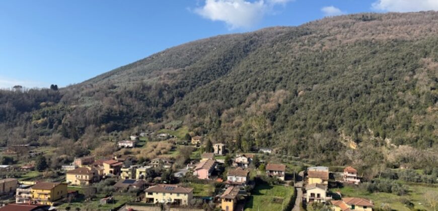 Appartamento con terrazzino panoramico